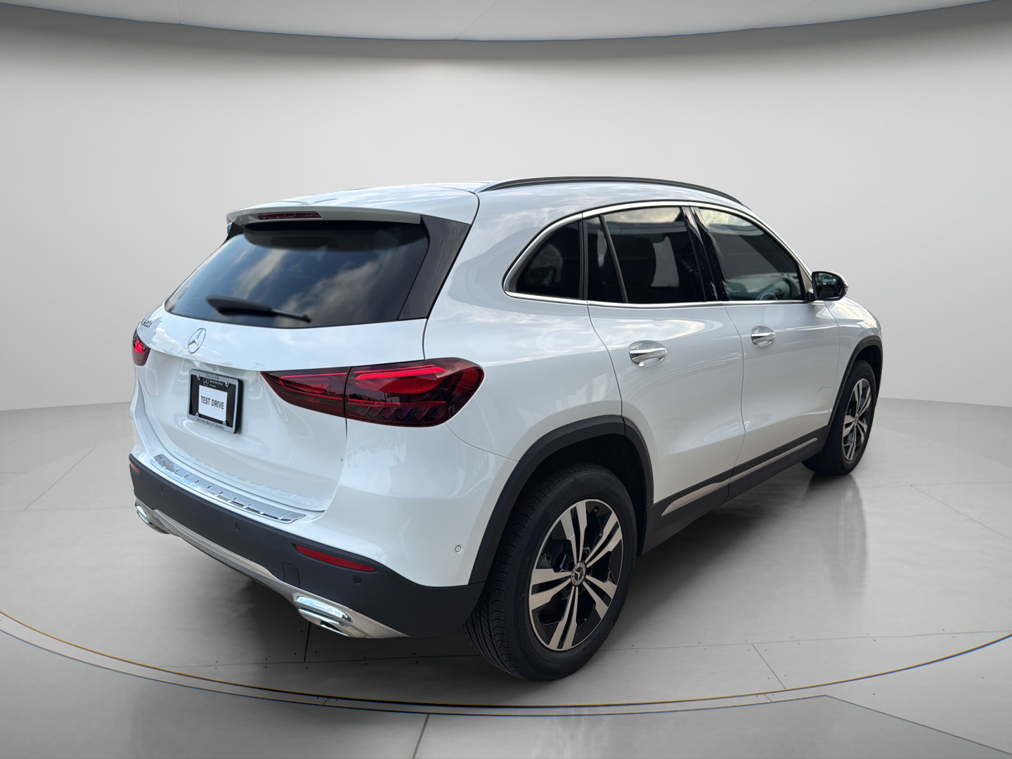 New 2026 Mercedes-Benz GLA 250 image 5