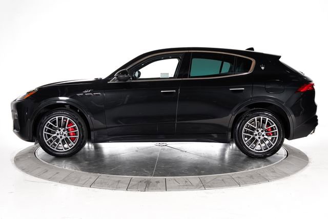 Used 2024 Maserati Grecale GT image 2