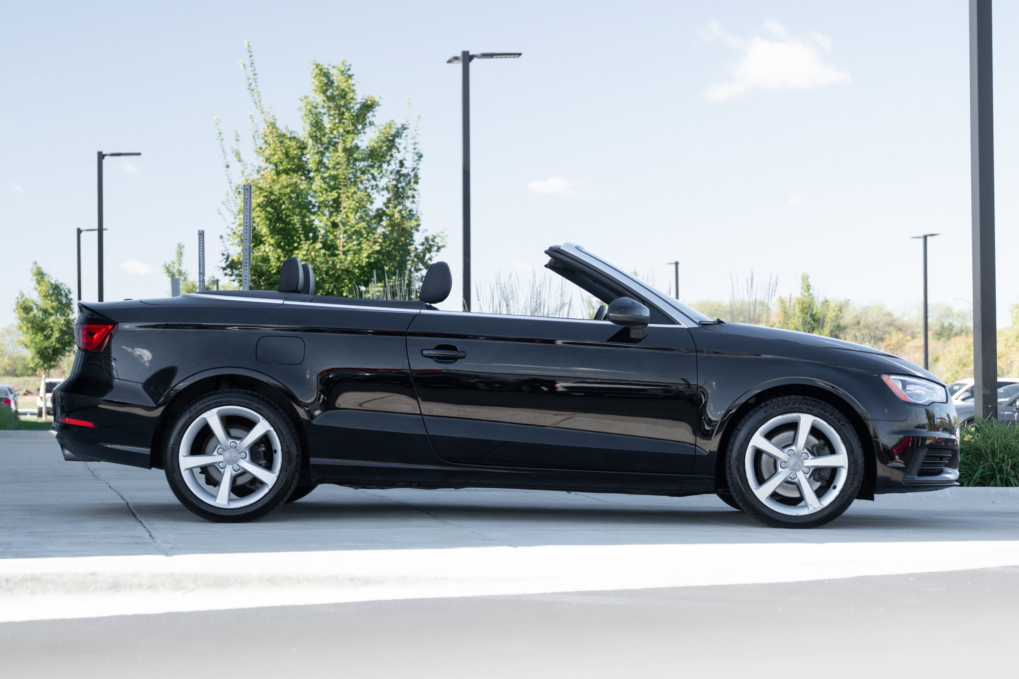 Used 2015 Audi A3 2.0T Premium w/ Audi MMI Navigation Plus AWD/4WD image 3