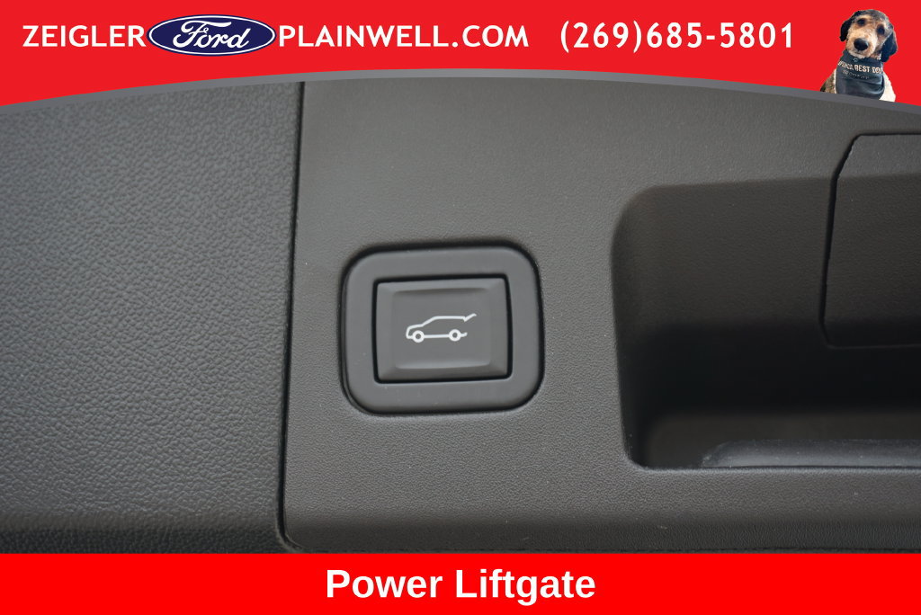 Used 2024 Cadillac XT5 Premium Luxury AWD/4WD image 11