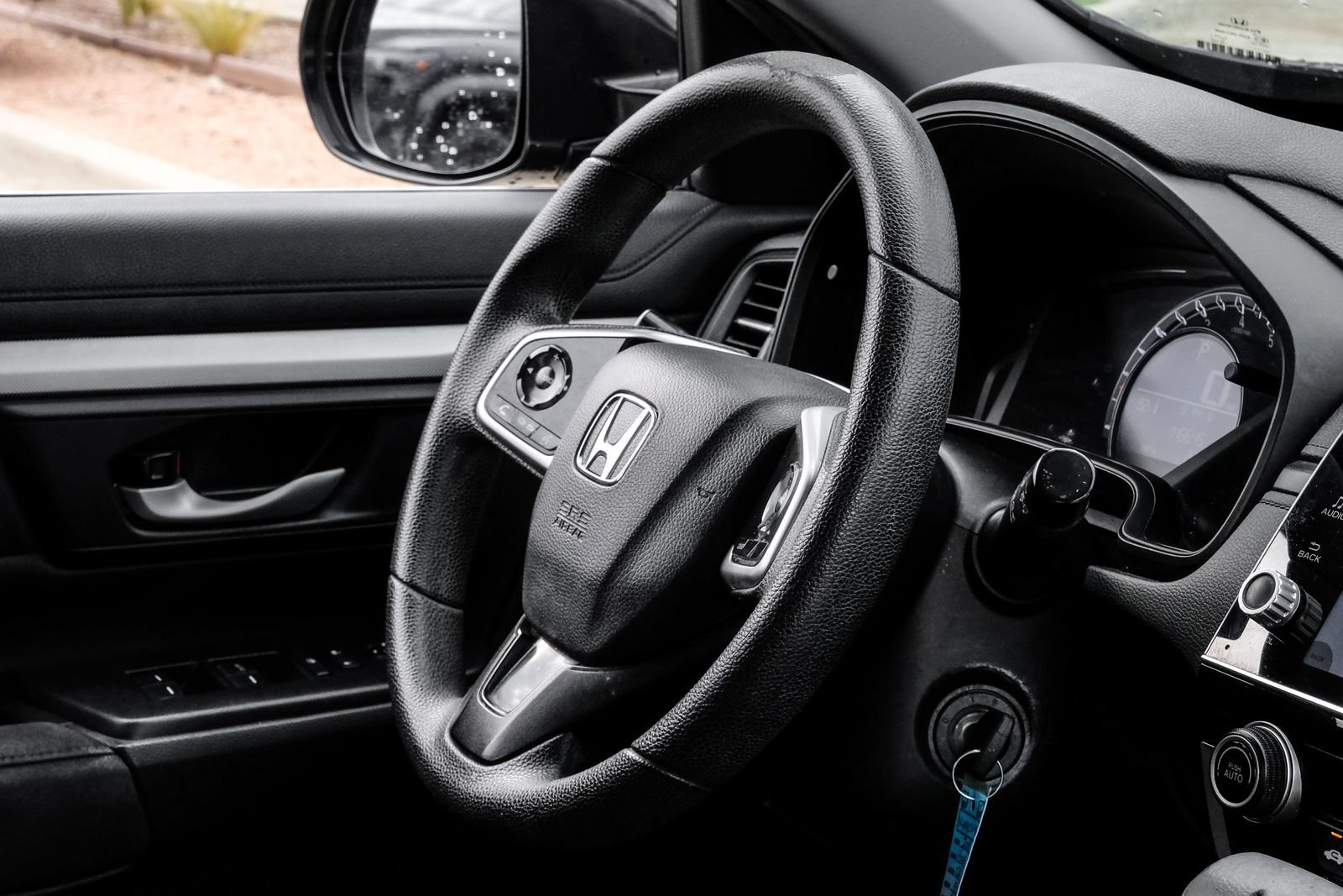 Used 2019 Honda CR-V LX image 12