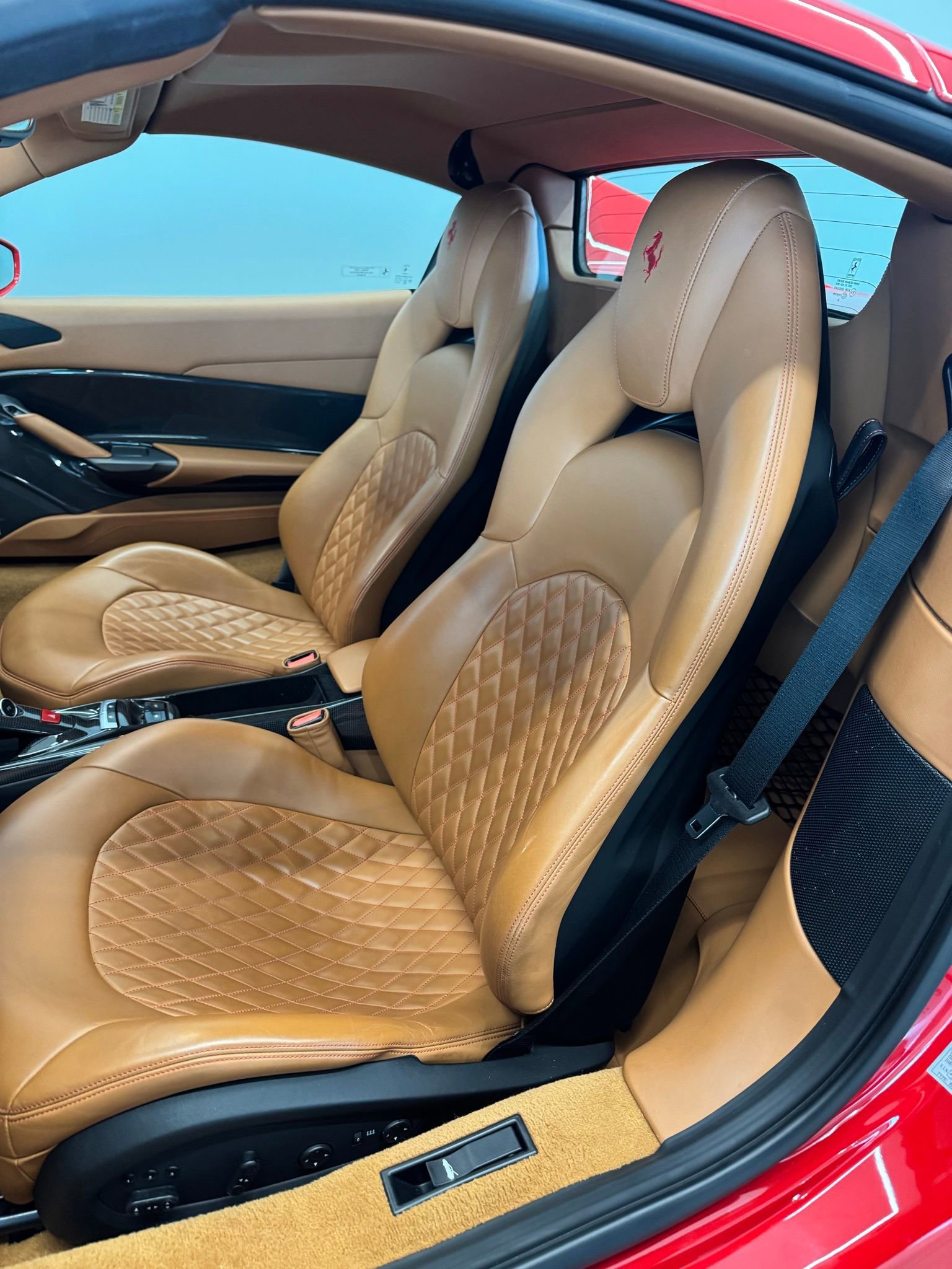 Used 2019 Ferrari 488 Spider image 10