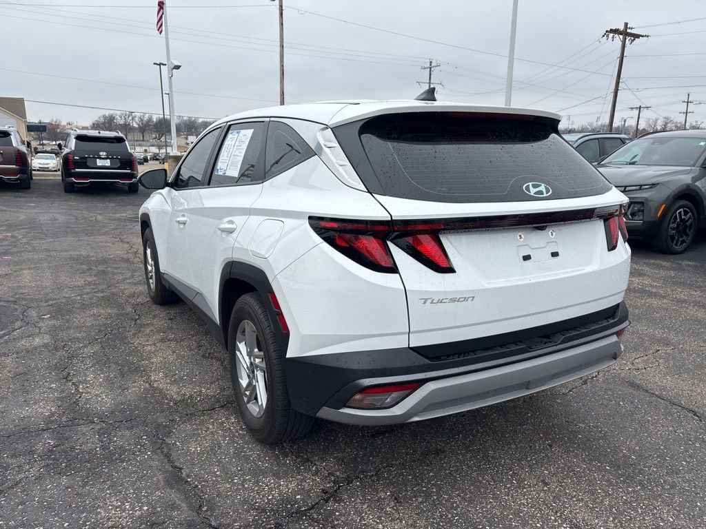 Used 2025 Hyundai Tucson SE image 6