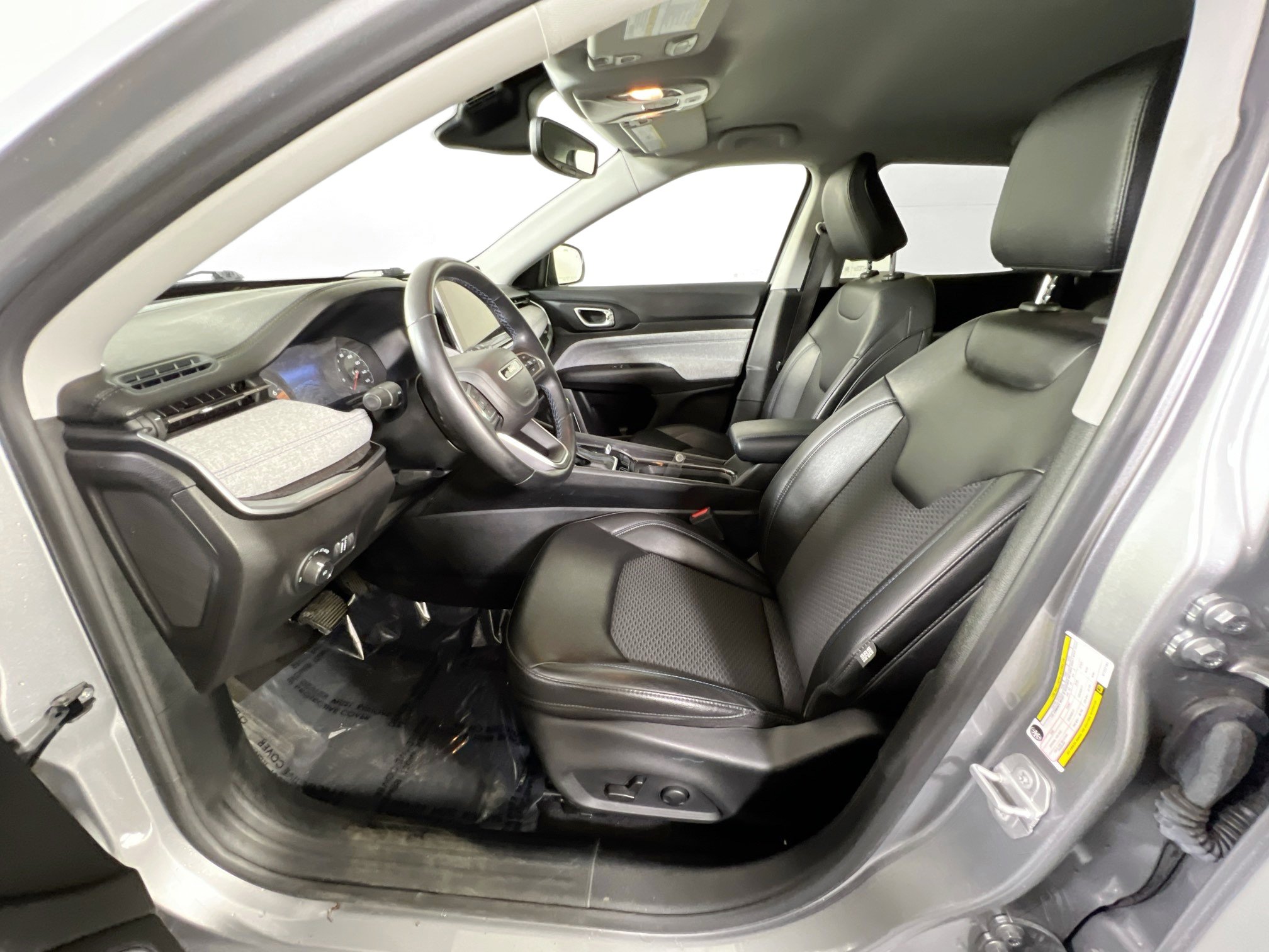 Used 2022 Jeep Compass Latitude w/ Convenience Group image 18