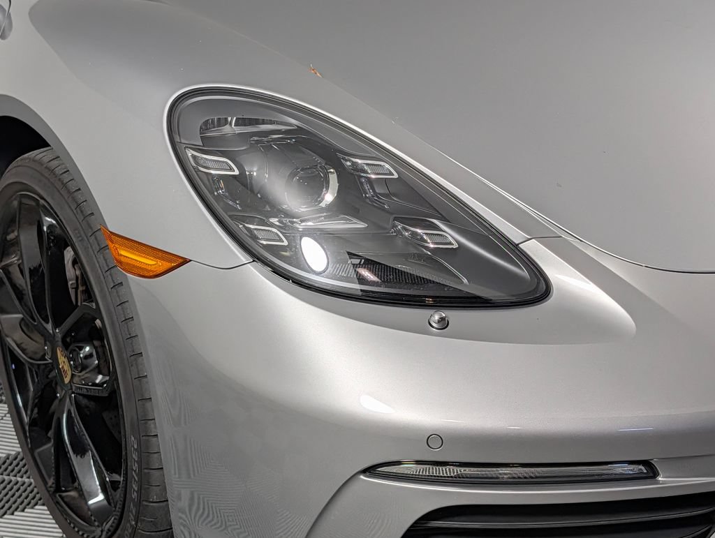 Certified 2024 Porsche 718 Boxster RWD image 15