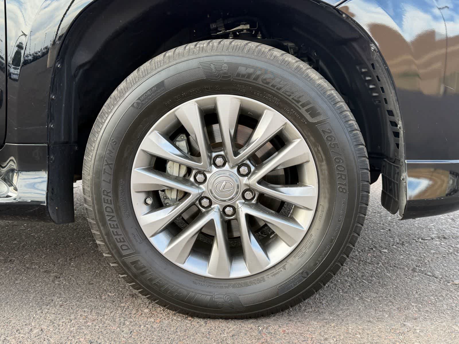 Used 2016 Lexus GX 460 Luxury AWD/4WD image 6