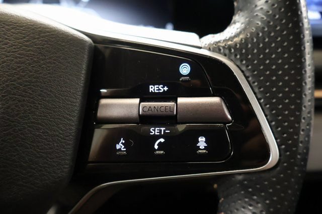 Used 2023 Nissan Ariya FWD image 16