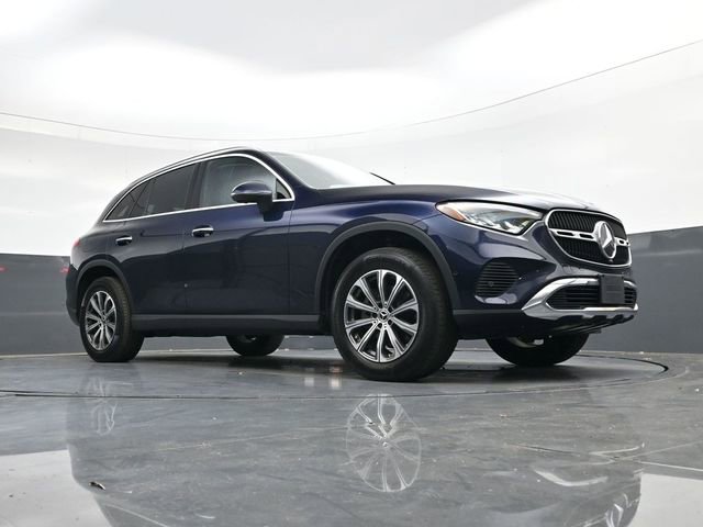 Used 2024 Mercedes-Benz GLC 300 image 29
