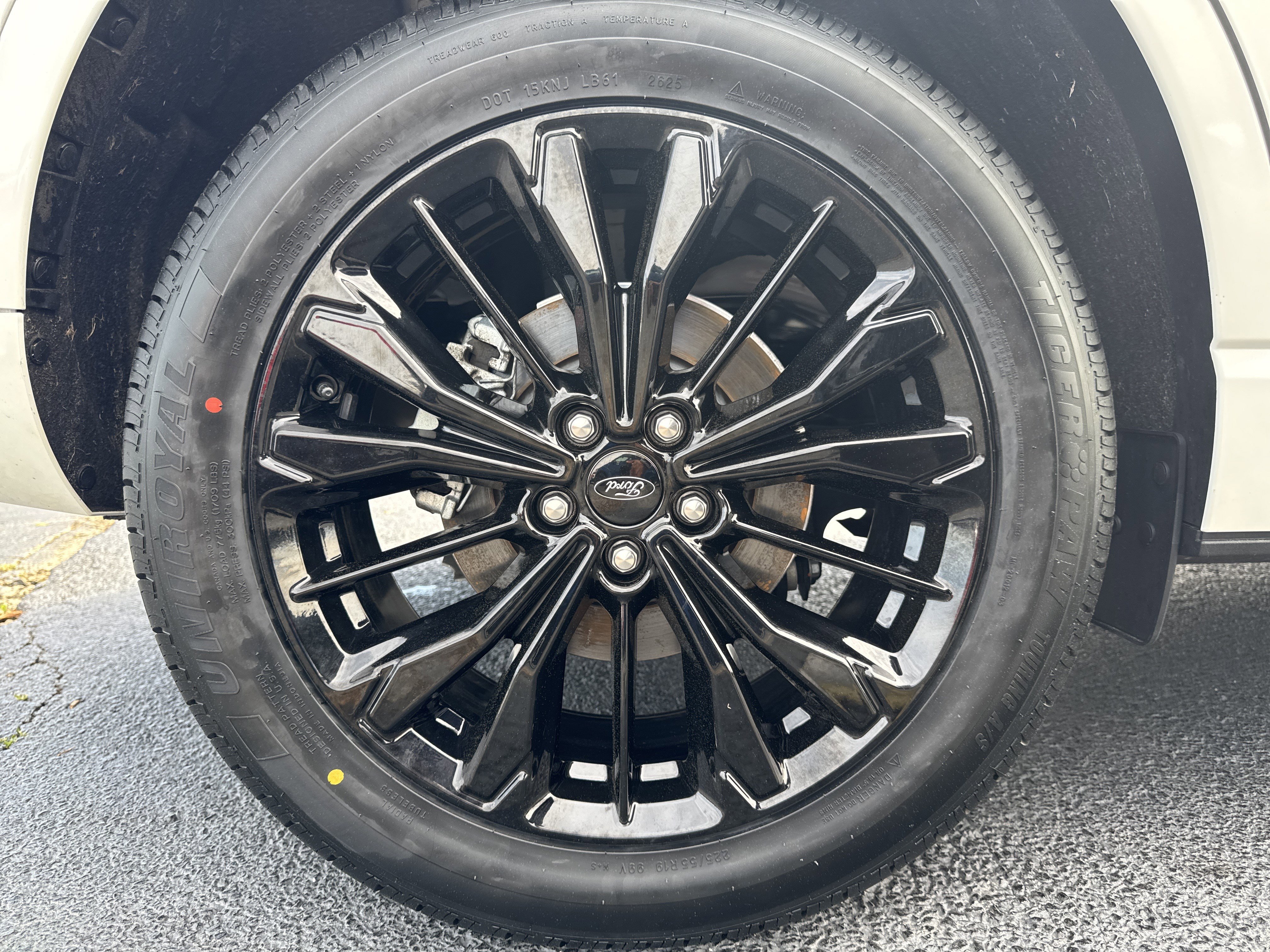 Certified 2023 Ford Escape ST-Line Elite AWD/4WD image 20