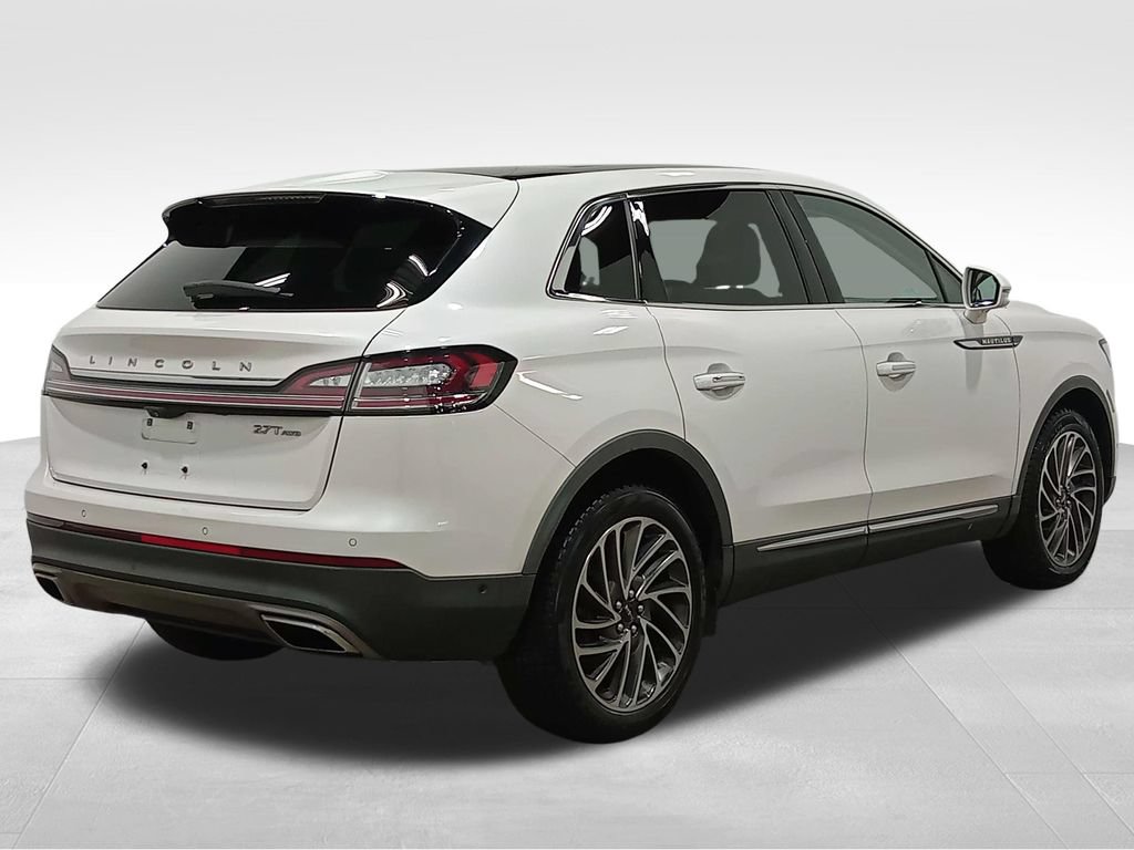 Used 2019 Lincoln Nautilus Reserve AWD/4WD image 3
