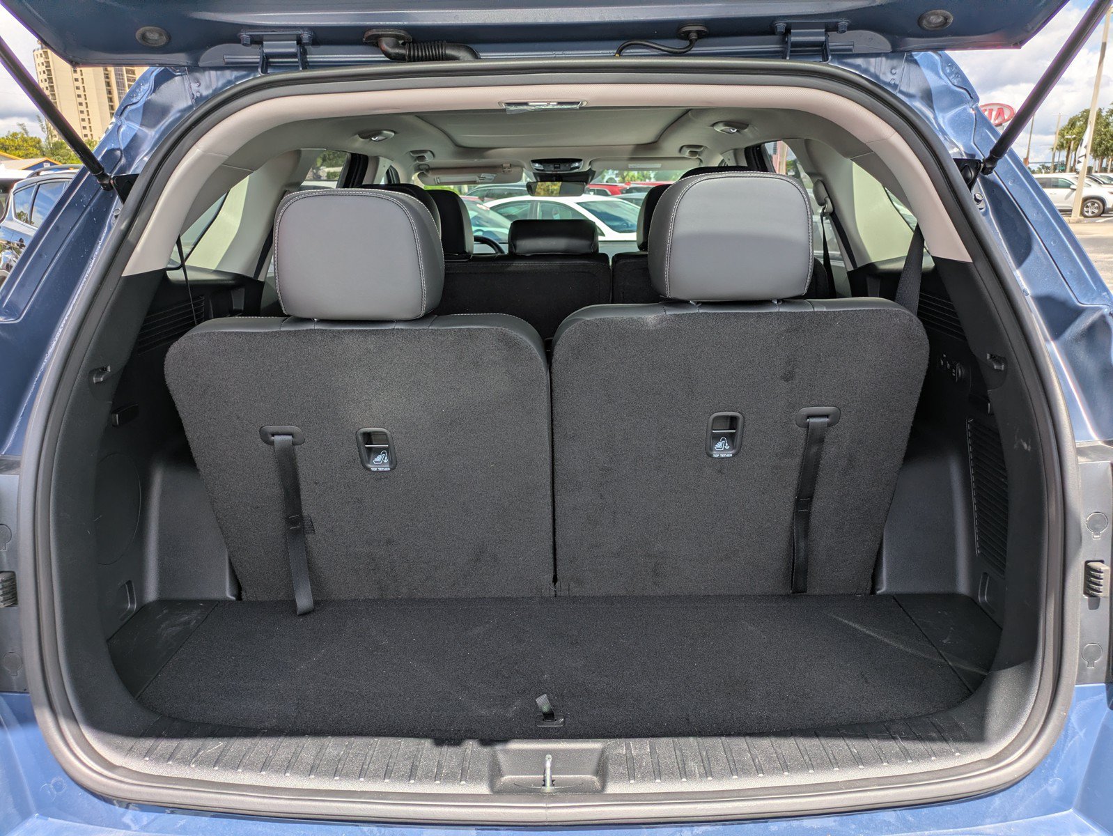 Certified 2026 Kia Sorento S w/ S Panoramic Sunroof Package FWD image 10