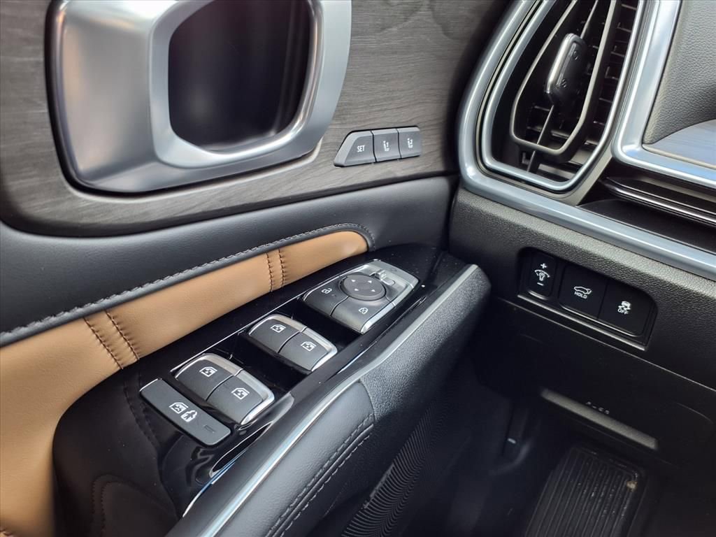 New 2026 Kia Sorento SX Prestige w/ Olive Brown Leather Package image 22