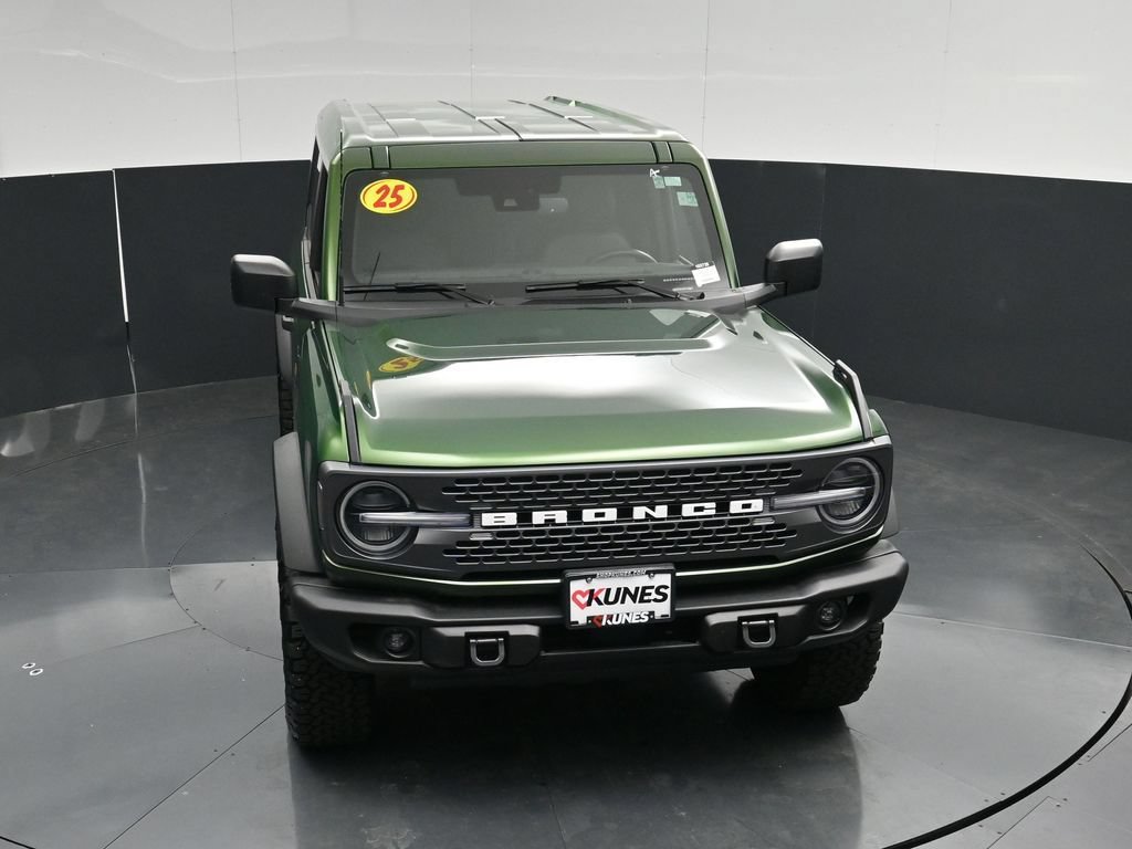 Used 2025 Ford Bronco Badlands AWD/4WD image 50