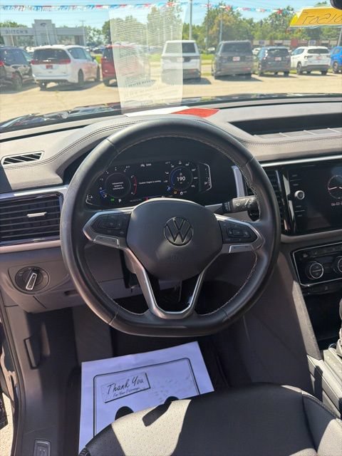 Used 2023 Volkswagen Atlas Cross Sport SE FWD image 19