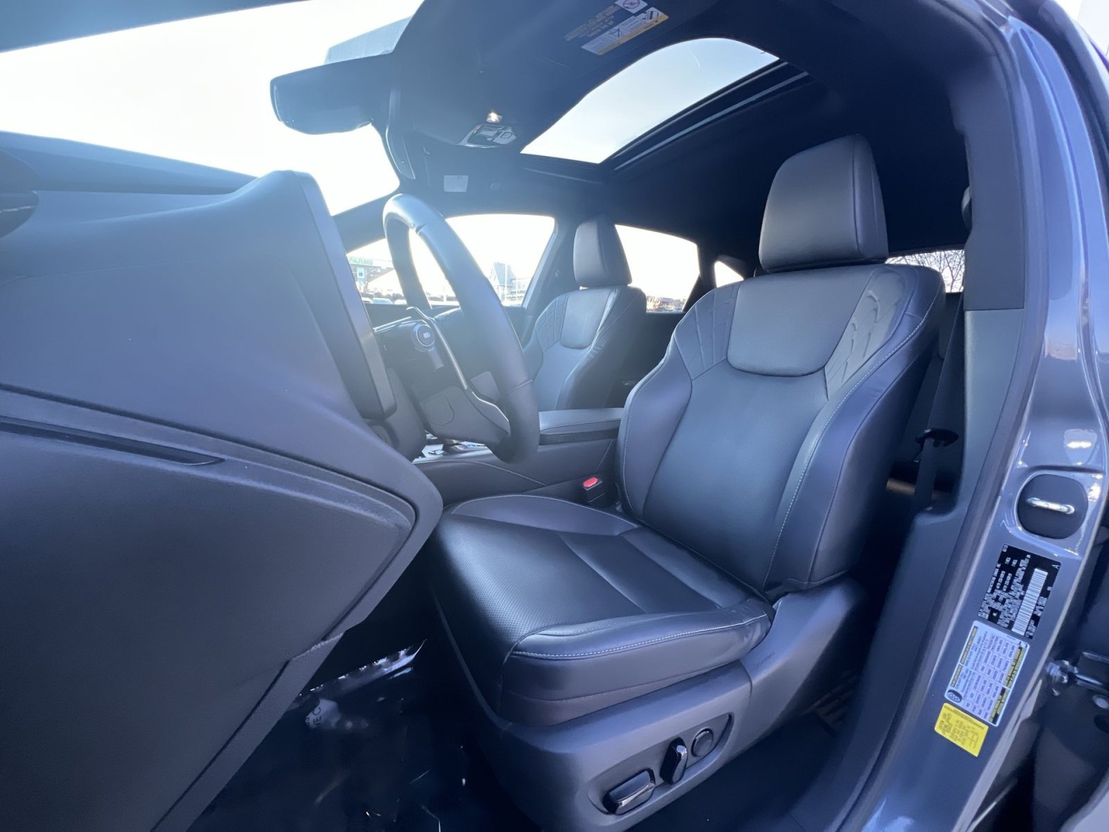 Used 2023 Lexus RX 350 Premium w/ Accessory Package (Z1) image 13