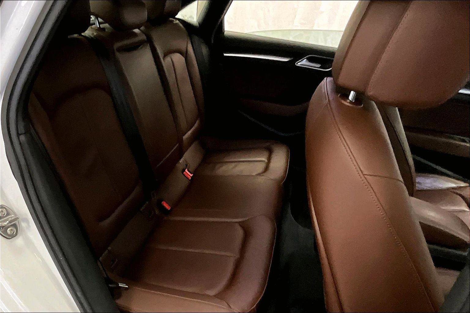 Used 2020 Audi A3 2.0T Premium image 26