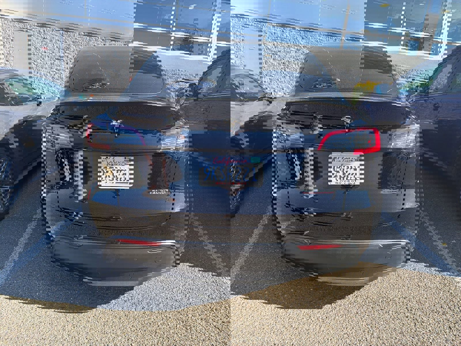 Used 2023 Tesla Model Y Performance image 4