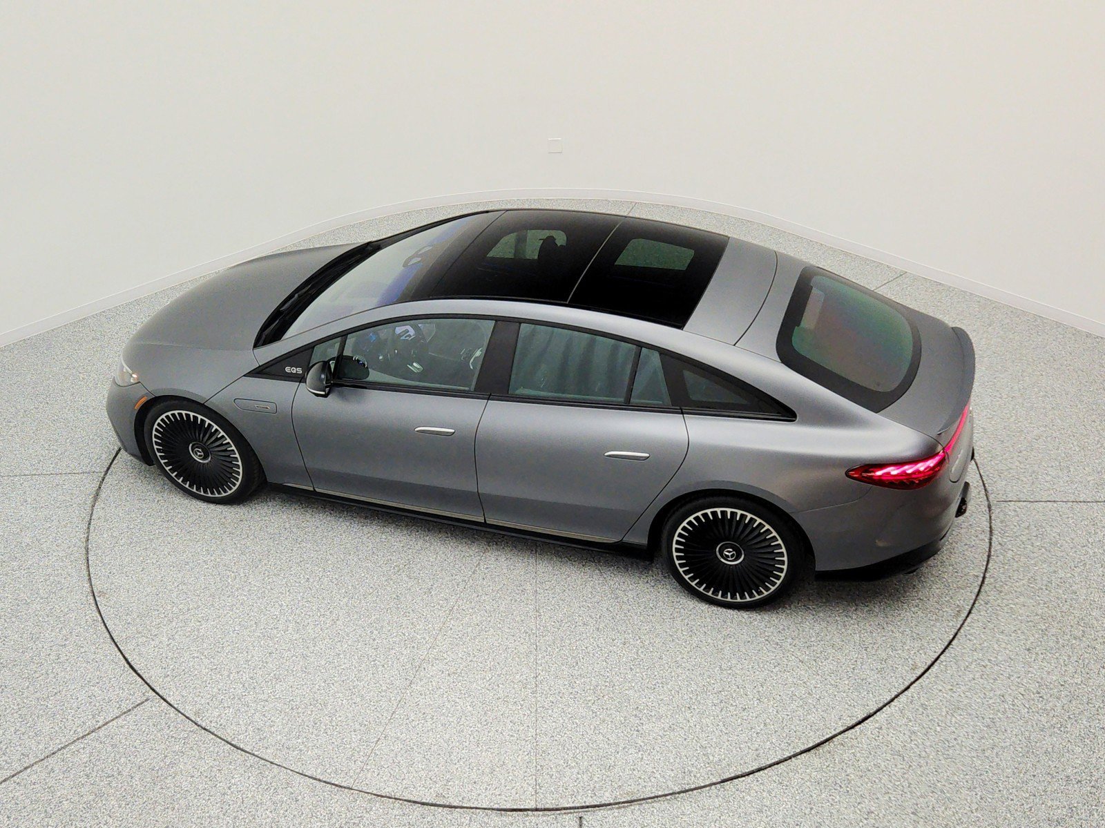 Certified 2023 Mercedes-Benz EQS AMG 4MATIC image 29