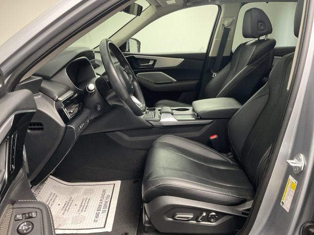 Used 2023 Acura MDX SH-AWD w/ Technology Package image 12