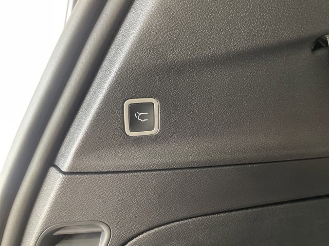 New 2026 Chrysler Pacifica Select image 45