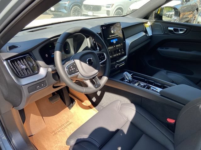 New 2026 Volvo XC60 T8 Ultra w/ Protection Package Premier AWD/4WD image 11