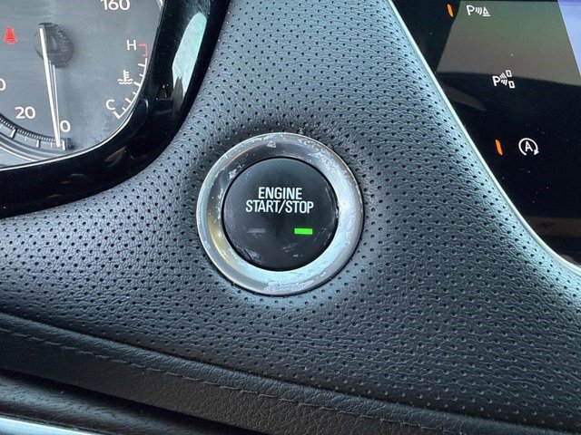 Certified 2023 Cadillac XT5 Premium Luxury w/ Technology Package FWD image 28