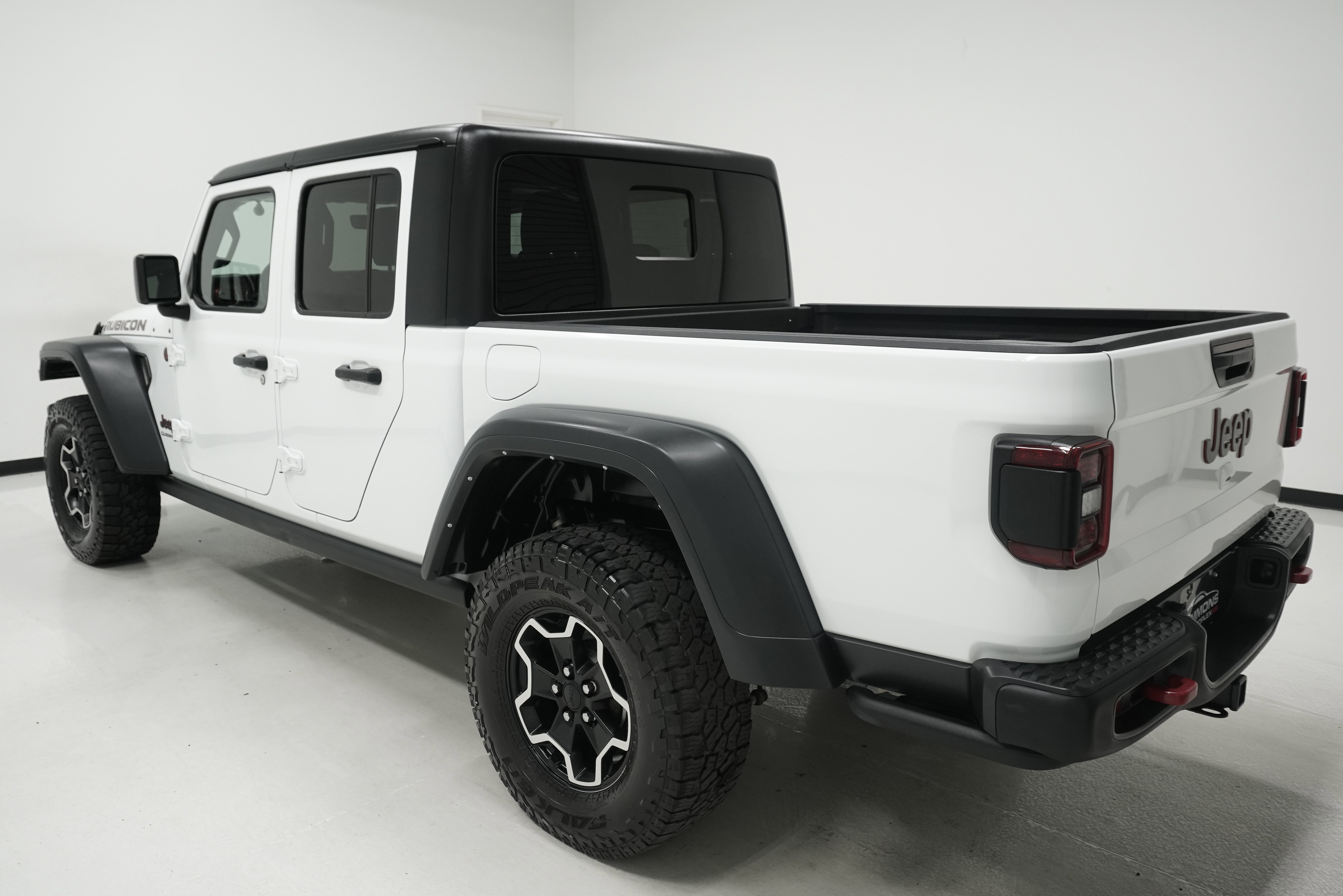 Used 2022 Jeep Gladiator Rubicon w/ LED Lighting Group AWD/4WD image 5