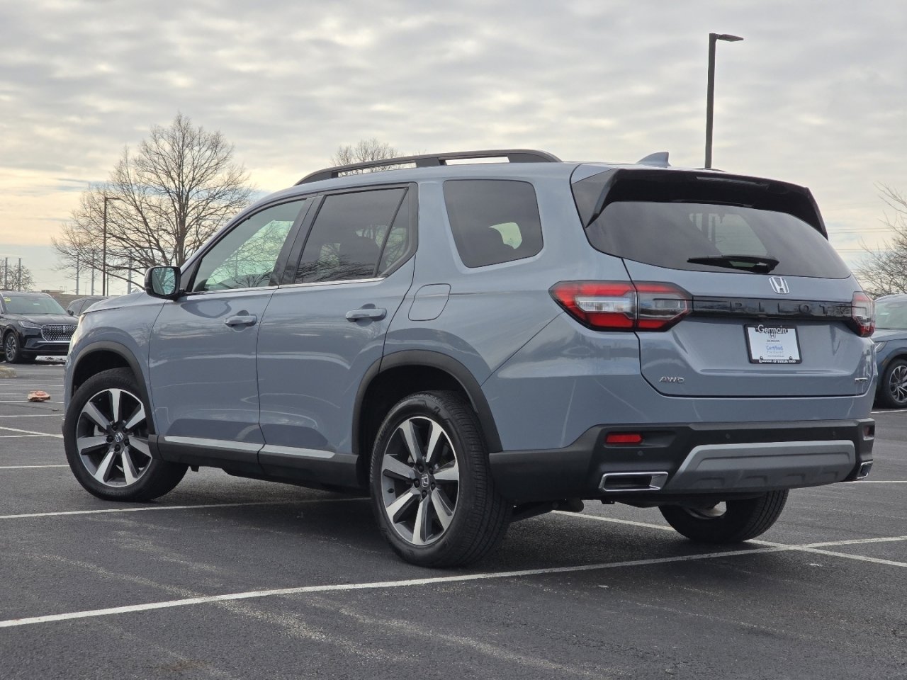 Used 2025 Honda Pilot Touring image 17