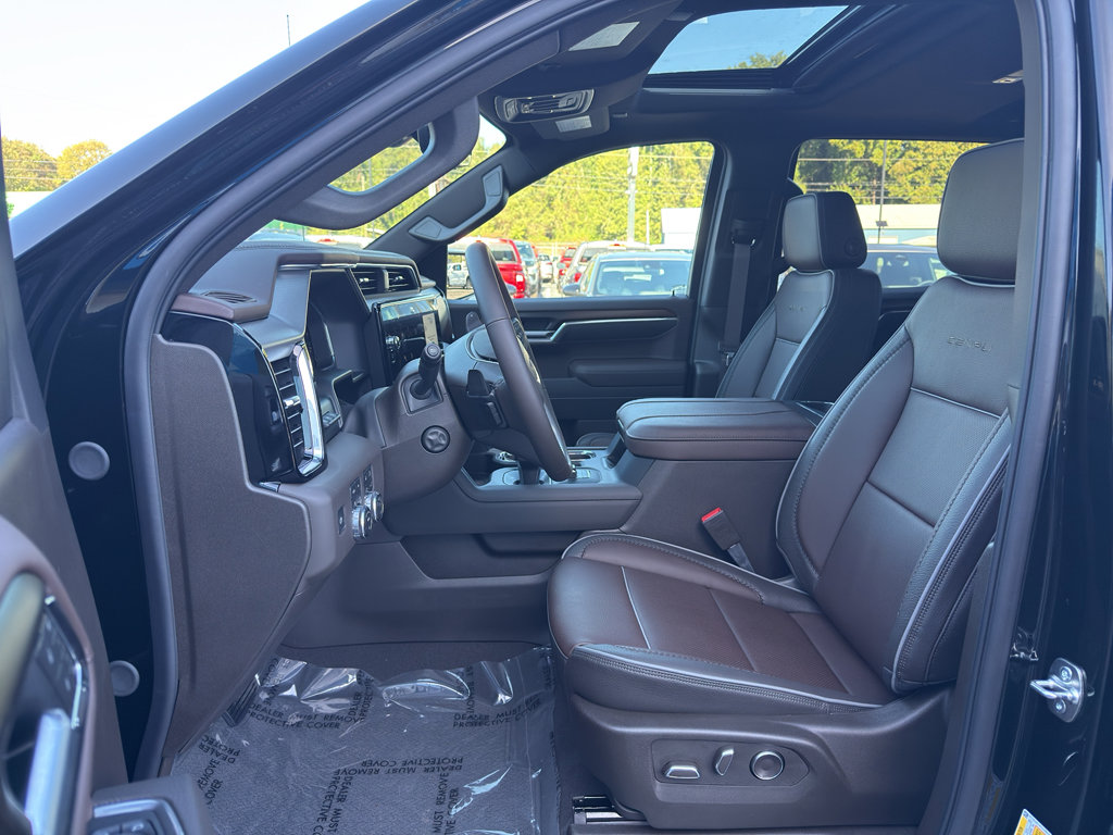 New 2026 GMC Sierra 1500 Denali w/ Denali Reserve Package image 14