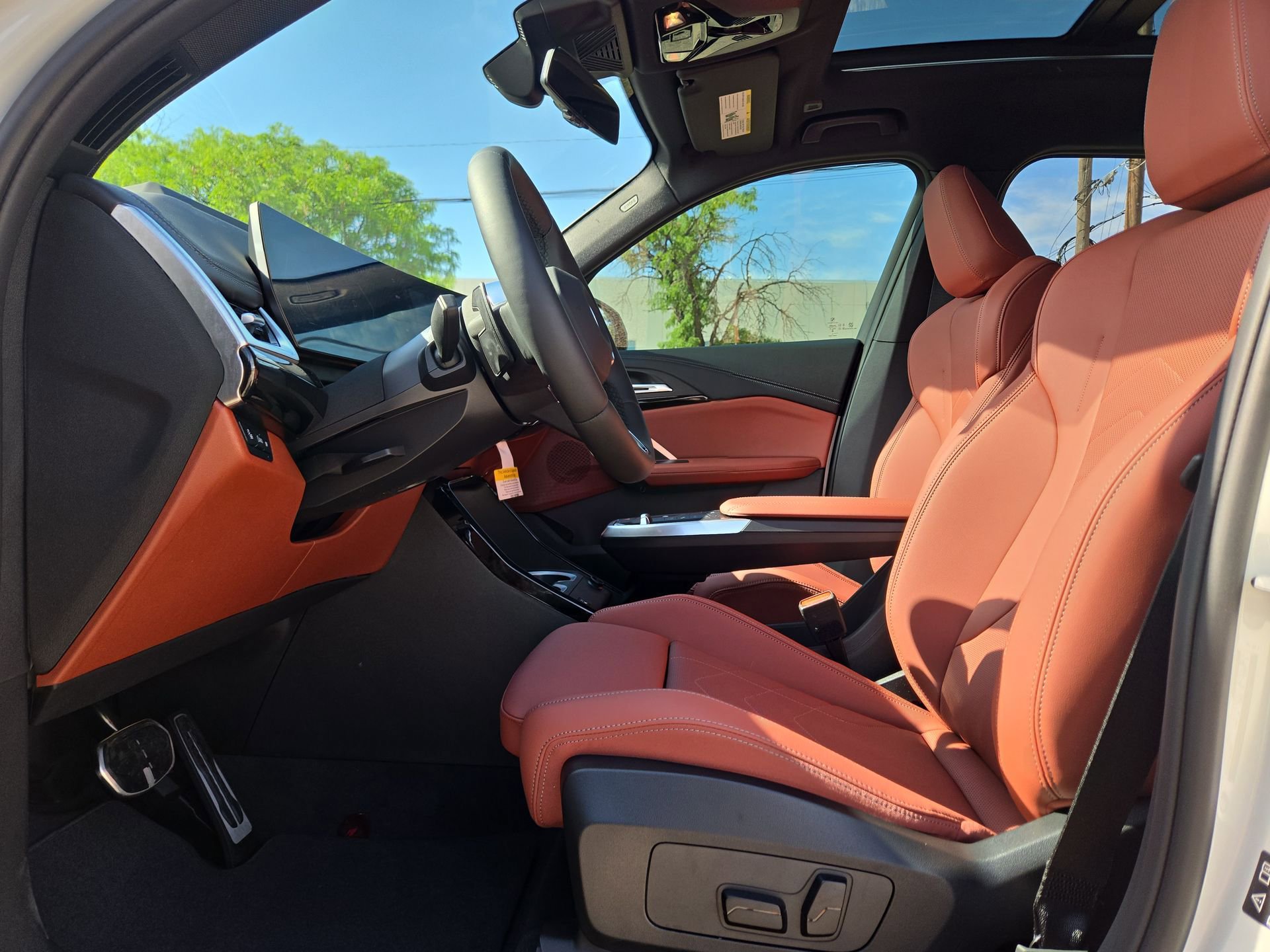 New 2026 BMW X1 xDrive28i w/ Technology Package AWD/4WD image 16