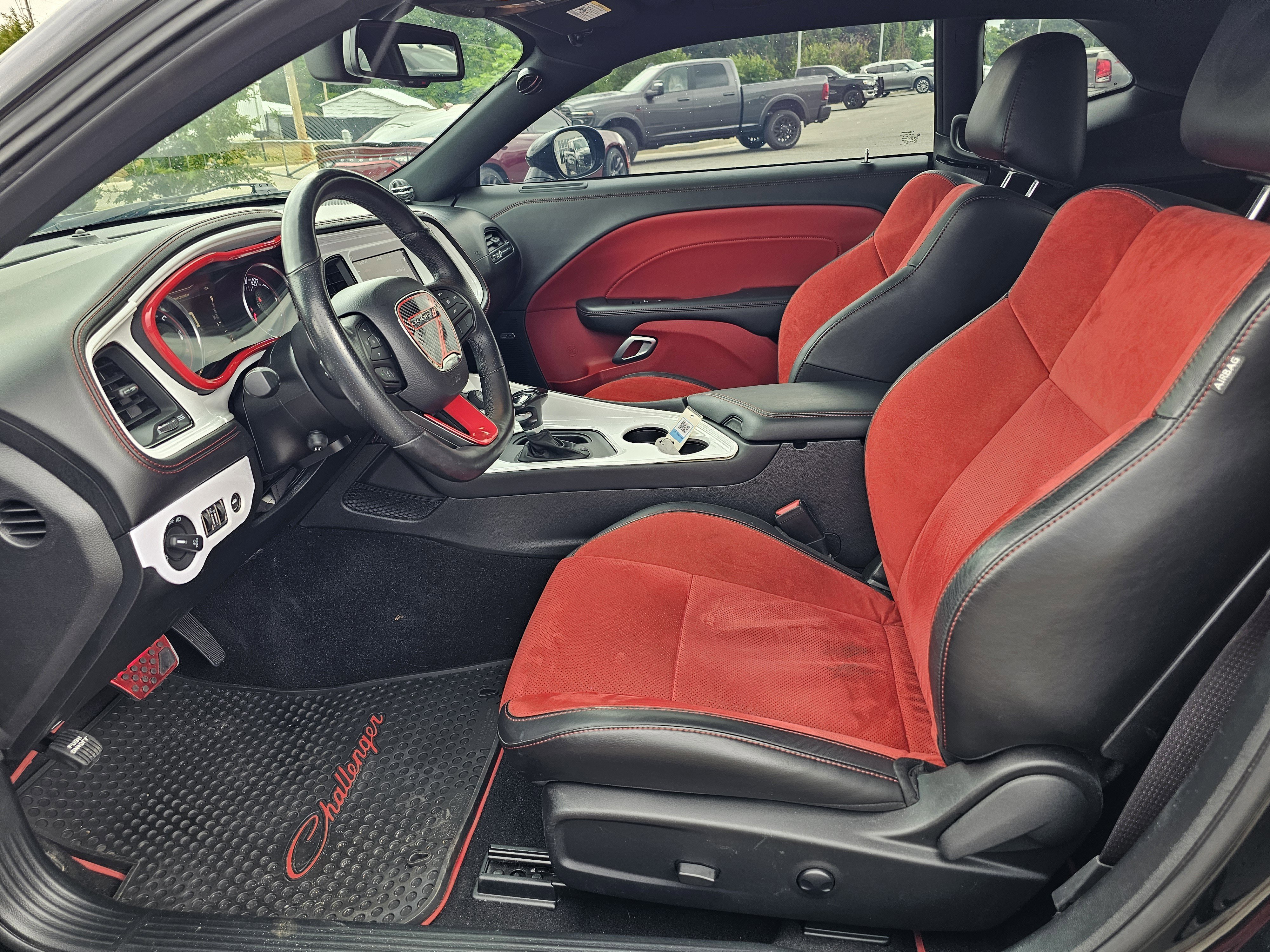 Used 2022 Dodge Challenger GT w/ Plus Package RWD image 15