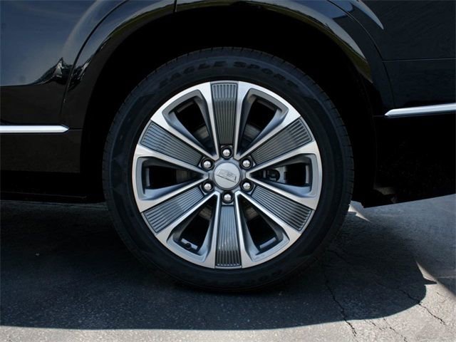 New 2026 Cadillac Vistiq Luxury w/ LPO, Floor Liner Package image 12