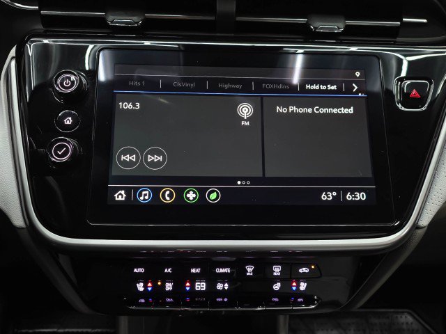 Used 2023 Chevrolet Bolt EUV Premier FWD image 25