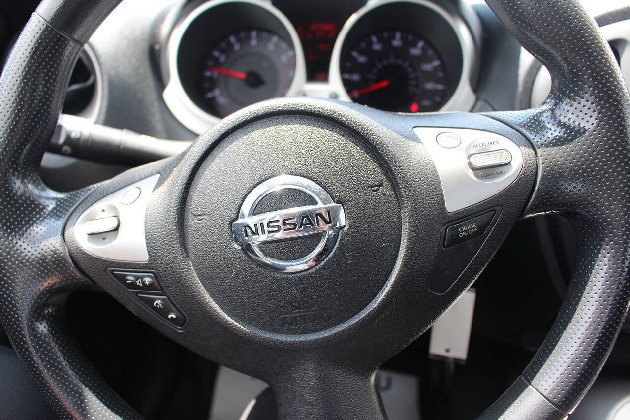 Used 2013 Nissan Juke S AWD/4WD image 12