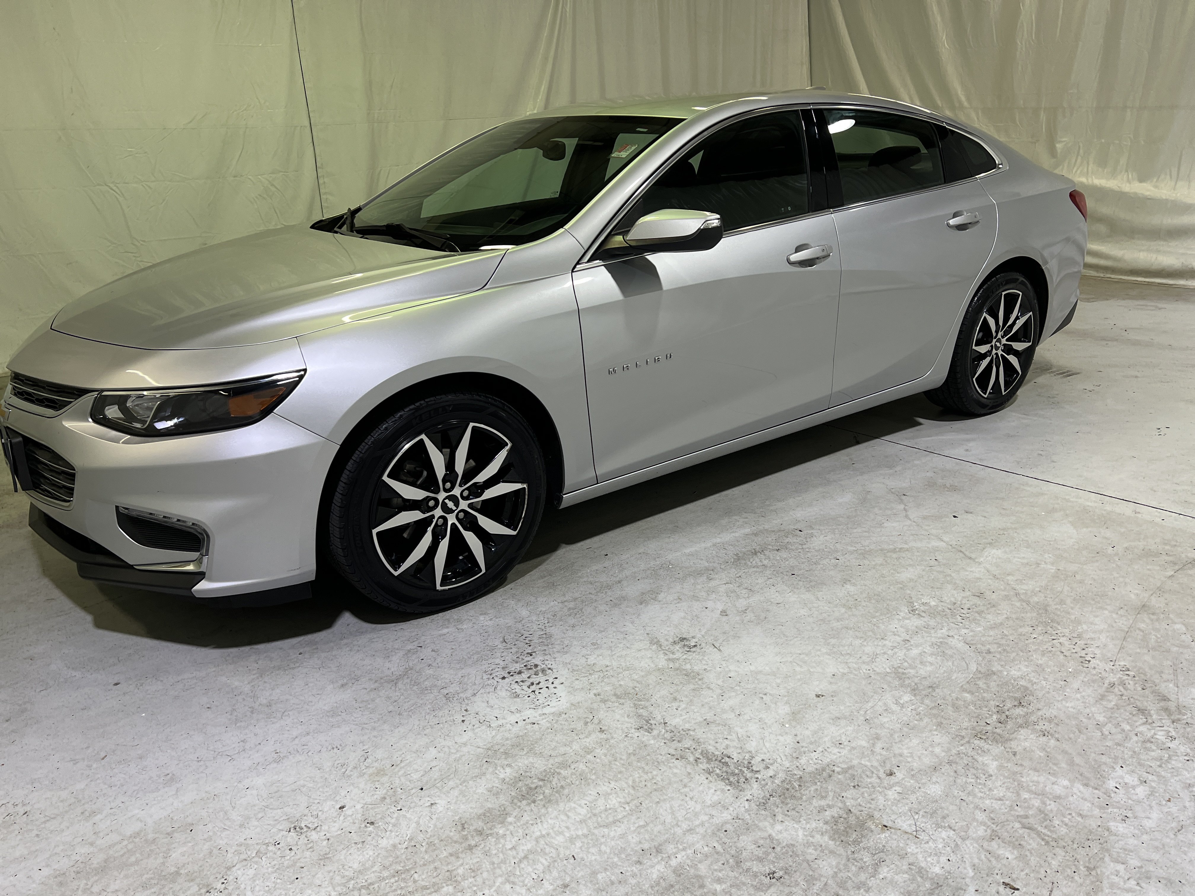 Certified 2018 Chevrolet Malibu LT FWD image 6