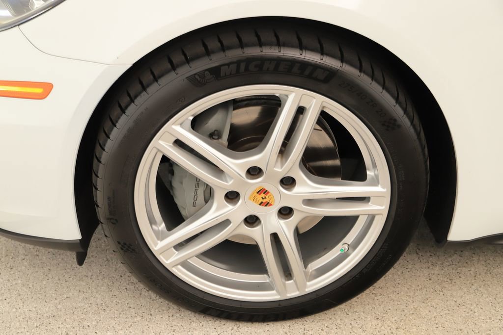 Used 2018 Porsche Panamera 4S AWD/4WD image 38
