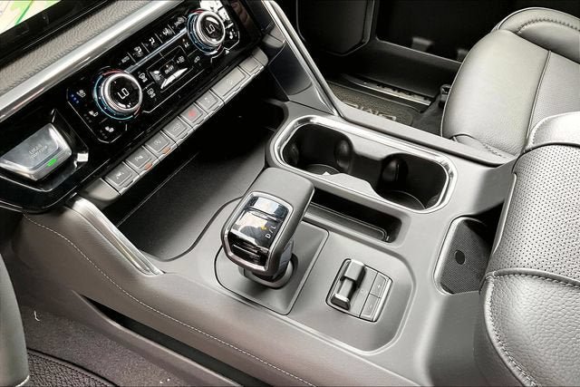 New 2026 GMC Sierra 1500 Denali w/ Technology Package AWD/4WD image 9
