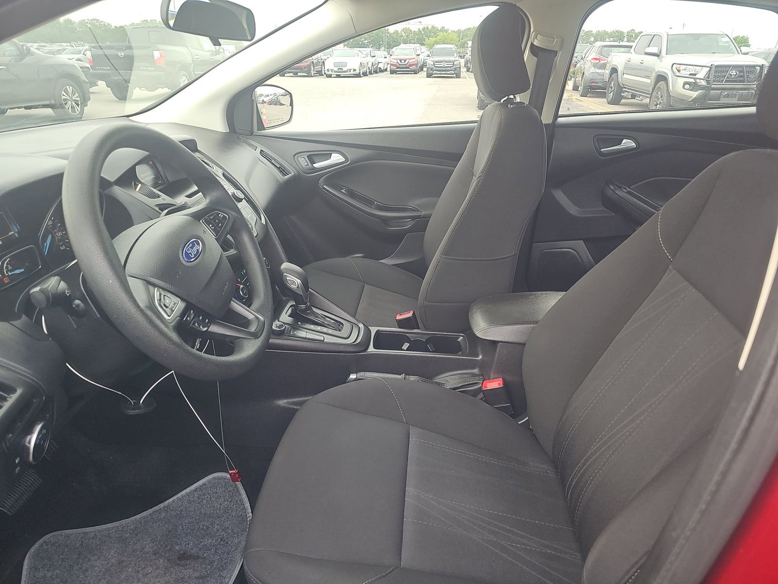 Used 2017 Ford Focus SE FWD image 10