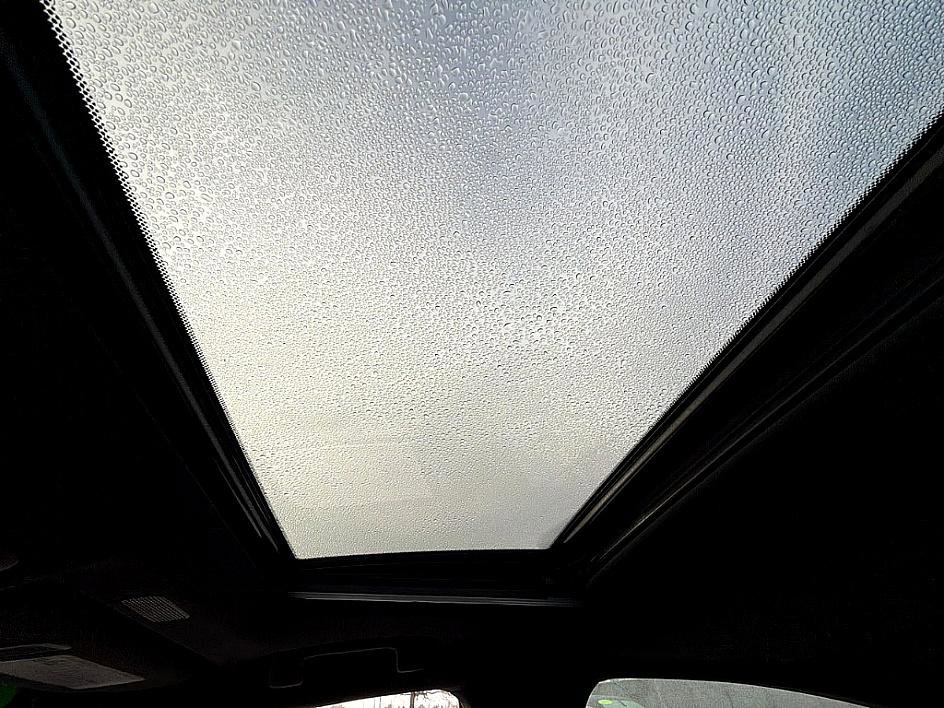 Used 2022 Lexus ES 300h w/ Premium Package image 16