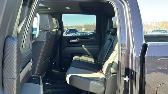 Used 2024 Chevrolet Silverado 1500 ZR2 w/ Technology Package image 24