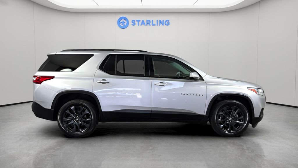 Used 2021 Chevrolet Traverse RS image 11