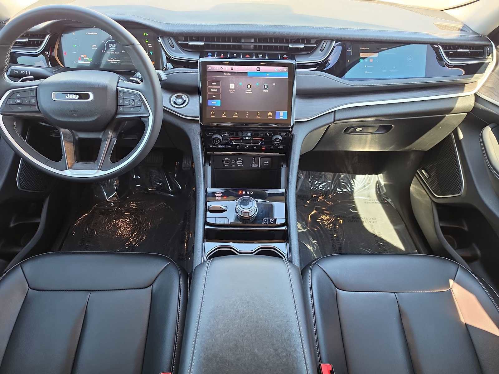 Used 2023 Jeep Grand Cherokee 4WD 4xe image 14