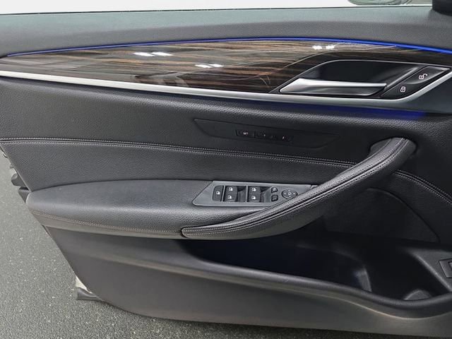 Used 2018 BMW 540i xDrive AWD/4WD image 26