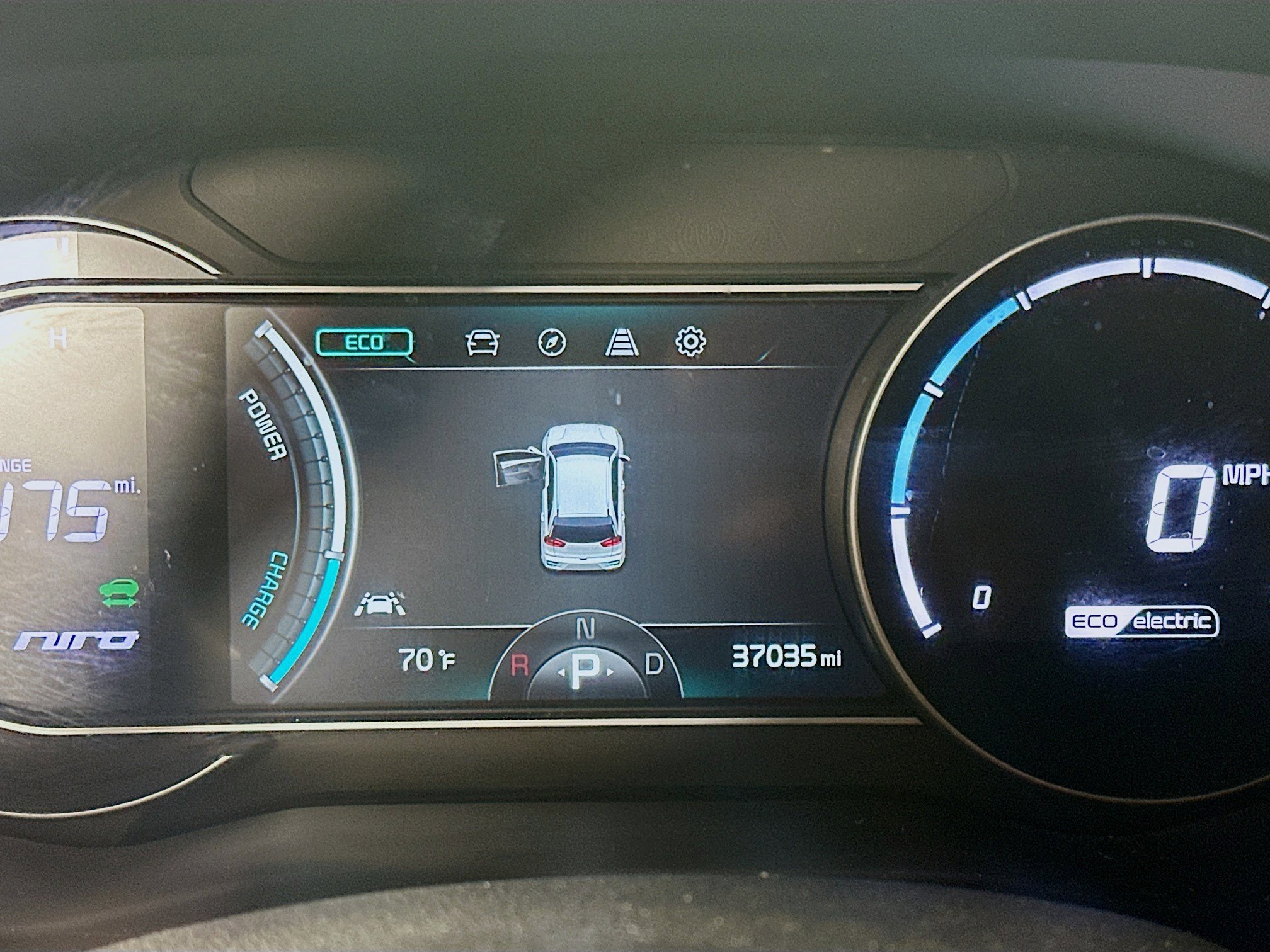 Used 2022 Kia Niro EX image 18