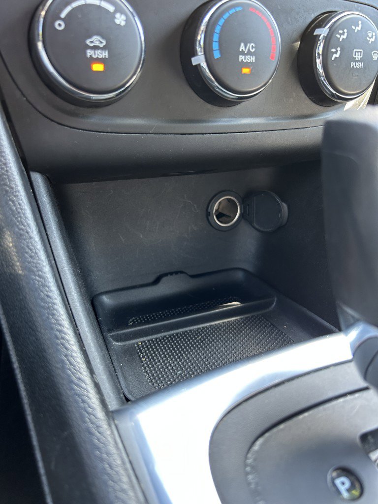 Used 2014 Dodge Avenger SE w/ Blacktop Package image 8