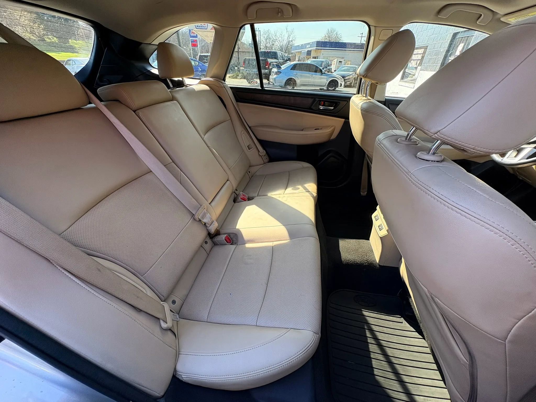 Used 2016 Subaru Outback 2.5i Limited AWD/4WD image 19