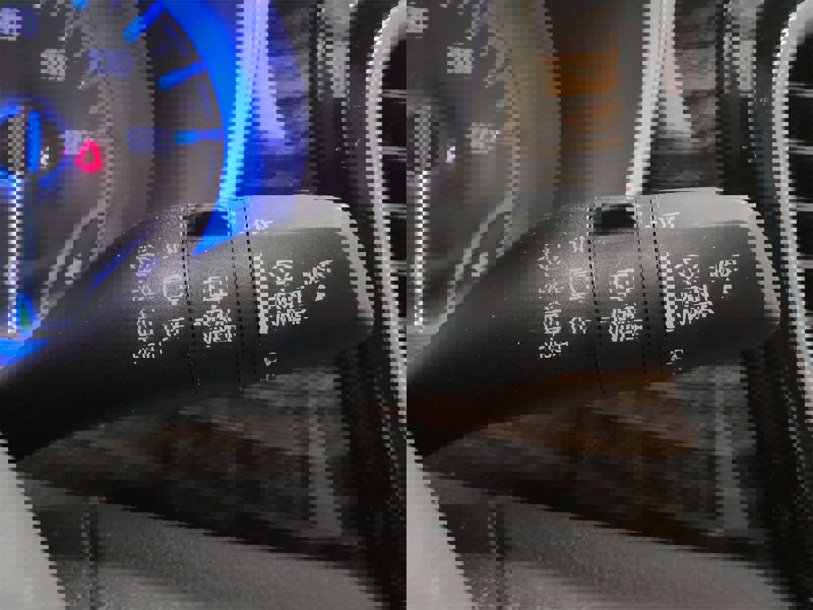 Used 2024 Chrysler Pacifica Limited image 28