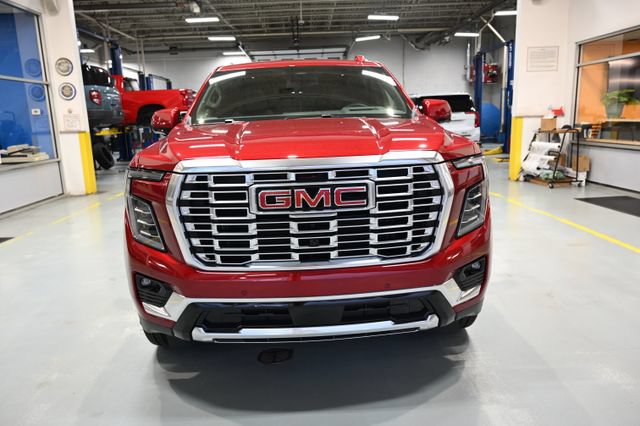 New 2026 GMC Yukon XL Denali w/ Sun & Power Step Package AWD/4WD image 2