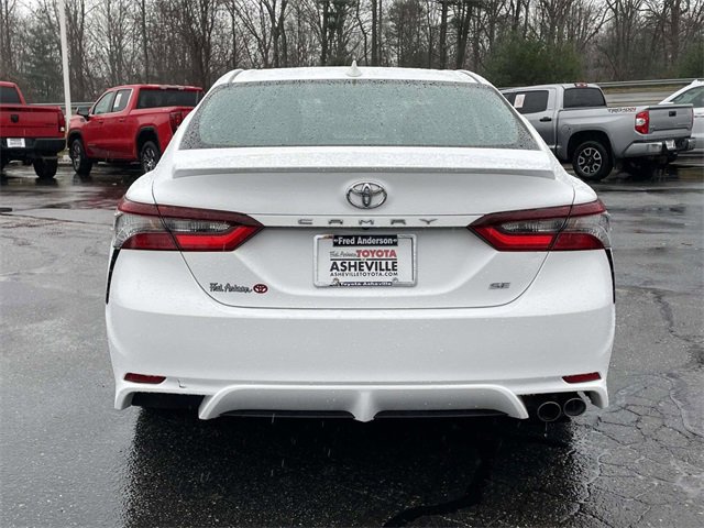 Used 2023 Toyota Camry SE image 4