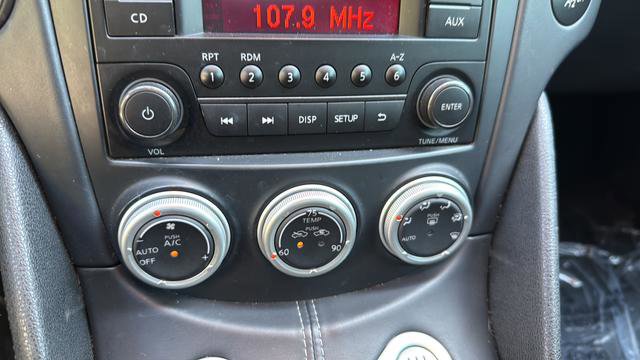 Used 2019 Nissan 370Z w/ Sport Package RWD image 19